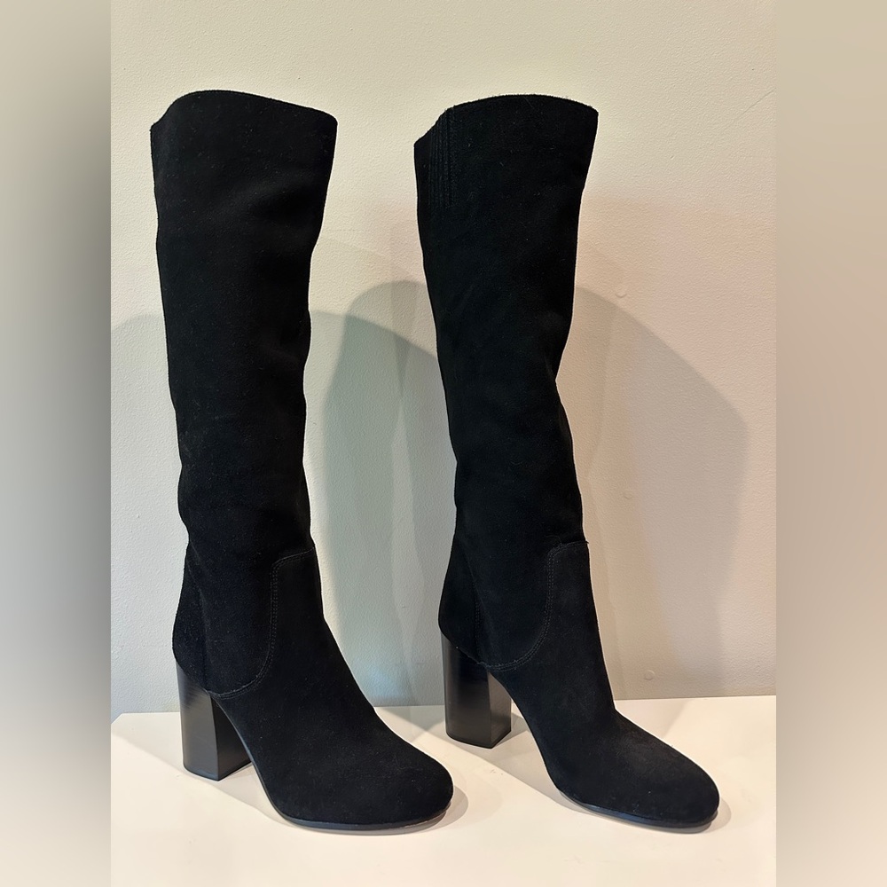 Michael Kors Like New Black Suede Block Heeled Knee High Round Toe Boots Size 8 - Picture 5 of 9